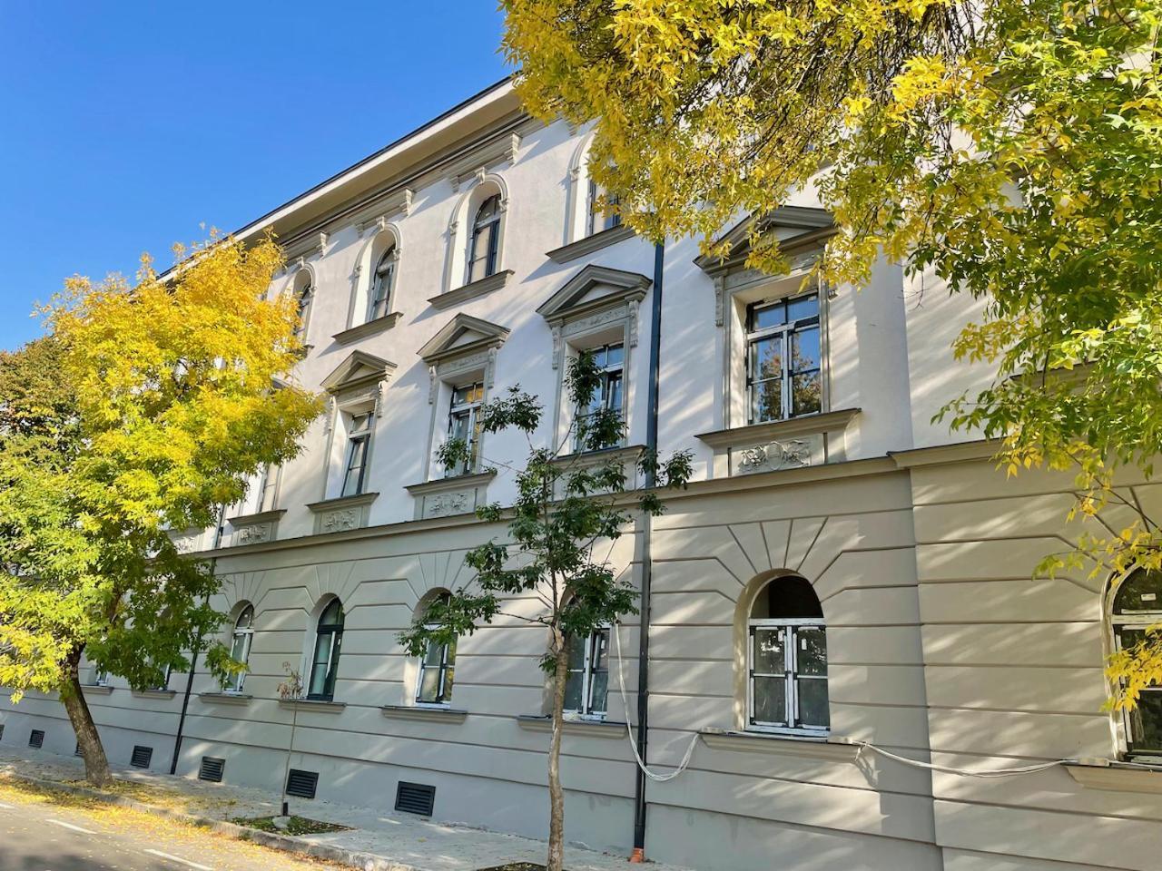 Magnolia Deluxe * Budapest